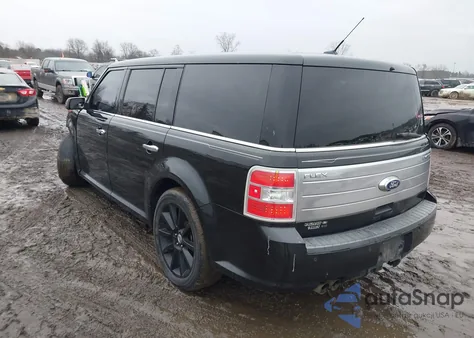 2011 Ford Flex Limited z USA, uszkodzony, nr VIN 2FMGK5DC8BBD02398